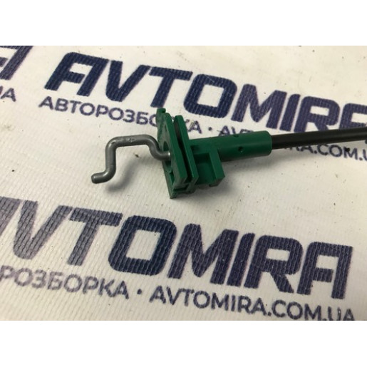 Трос замка передньої двері Opel Zafira B 2005-2011 13115672
